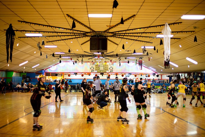 Roller Derby for Every<i>body</i>: A History and Culture of Inclusivity