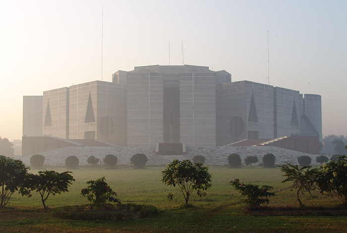 The Jatiyo Sangsad Bhaban in Bangladesh is considered architect Louis Kahn’s magnum opus. Photo courtesy Wikimedia Commons
