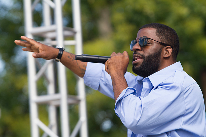 Rhymefest performing in J.PERIOD’s “Live Mixtape” at Freedom Sounds on September 25, 2016. Photo by Leah L. Jones, Smithsonian National Museum of African American History and Culture